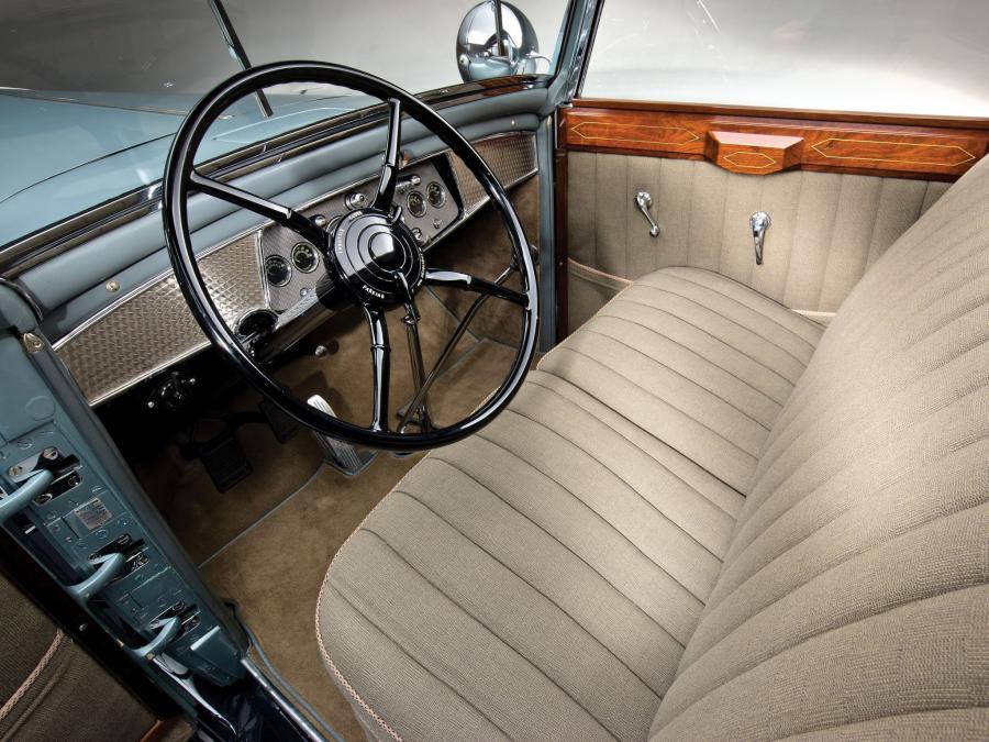  Cadillac Sixteen V16 Convertible Sedan by Saoutchik 1930 года  (фото 8 из 12)